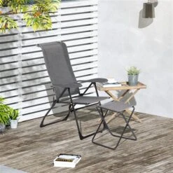 Ens. De Chaises Pliantes Stationnaires Outsunny En Métal Noir Avec Assise Rigide Grise Et Repose-pieds, 4 Pcs -Outsunny 331001478 AlternateImage2 l