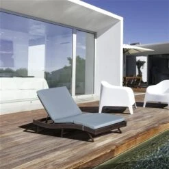 Chaise Longue Stationnaire Outsunny En Résine Tressée Brune Avec Siège Rembourré Gris 9 Chaise Longue Stationnaire Outsunny En Résine Tressée Brune Avec Siège Rembourré Gris -Outsunny 331001481 AlternateImage2 l