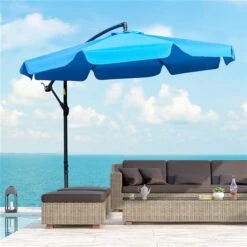 Parasol Pour La Cour Bleu De 8,7 pi Par Outsunny Avec Base Et Manivelle -Outsunny 331003137 AlternateImage3 l