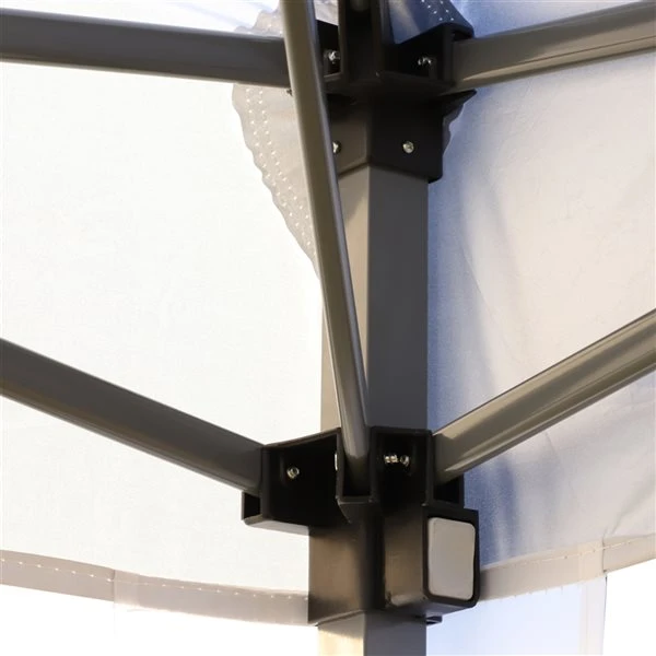 Abri Soleil Rétractable Outsunny Rectangulaire Blanc De 19 Pi X 10 Pi 7 Abri Soleil Rétractable Outsunny Rectangulaire Blanc De 19 Pi X 10 Pi – Image 5