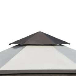 Abri De Jardin Outsunny En Métal Carré Beige Et Brun De 13 Pi X 13 Pi Avec Toit En Polyester 10 Abri De Jardin Outsunny En Métal Carré Beige Et Brun De 13 Pi X 13 Pi Avec Toit En Polyester -Outsunny 331014337 AlternateImage3 l